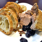 Bistroフルフル - レバームース（２０１４年４月）