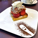 Bistroフルフル - イチゴのタルト（２０１４年４月）