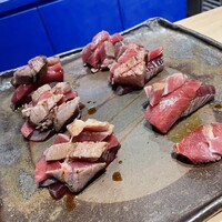 鮨 おにかい×2 - 手巻き①宮城塩釜本マグロ　大トロ炙り、中トロ、漬け