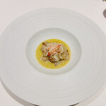 パトゥ -  噴火湾産毛蟹とジロール茸のリゾット