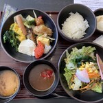 カンデオホテルズ - 料理写真:朝食バイキング1,300円