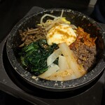 赤べこ - 石焼きチーズビビンバ