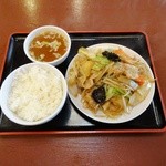 千鶴屋 - 肉野菜炒め定食