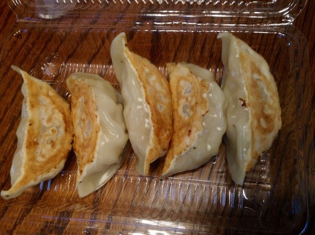 タレなしで味わうつよしや餃子 By 美味b級 つよしや 野方 餃子 食べログ