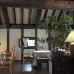 ヒカリヤ ニシ - 