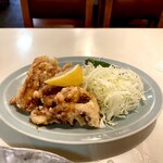 華園 - イカゲソビンボー！　給食では「いかのかりん揚げ」という名前が付いてた。かりん？　なに？