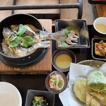 囲炉裏処 なべや - 