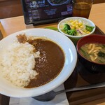 すき家 - 料理写真:カレー＆サラダセット@\690円