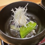銀座 稲葉 - 焼き浸し　茄子、万願寺とうがらし、白ネギ添え