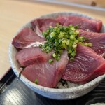 ○屋 - カツオも肉厚だし、うんまいな〜