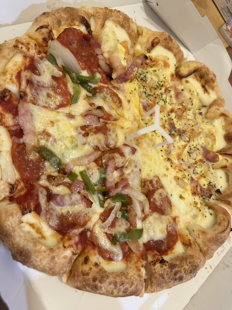 ピザハット 仙台西公園通り店（Pizza Hut） - 北四番丁（ピザ）の写真