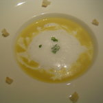 レストラン エヌ.ルトゥール - とうもろこしのスープ