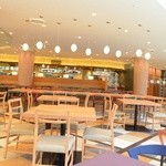 ジューシーパパ - 店内。