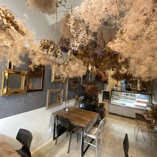 カフェ ミュウミュウ_2