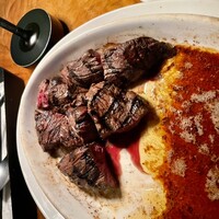 カルネジーオ イースト - 