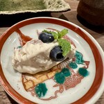 焼鳥 角レ - 白桃とブルーベリーの白和え