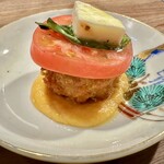 焼鳥 角レ - コロッケがカプレーゼ様で