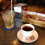 PIER 34 NORTH  - ジンジャーエール￥500、紅茶￥500