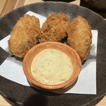 食堂くく - 牡蠣屋の牡蠣フライ