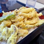 龍亭 - ヤリイカ天重（ご飯大盛り）