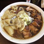 手打ち 陰日向 - チャーシューもワンタンもいっぱい