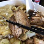 手打ち 陰日向 - 箸で持つのが大変