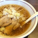 ラーメン 一刻 - 醤油　牛骨ラーメン