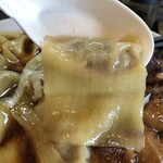 手打ち 陰日向 - ワンタンもモチモチ