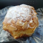 パン工房 ぐるぐる - クロワッサン　B.C