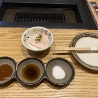鶏焼き肉 囲 - 