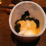 美食処　作治 - （コース）お通し（わかめの酢味噌和え）