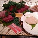 （コース）刺身盛合せ（鮪、金目、鰤、帆立）