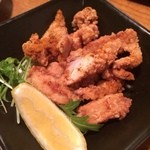 本格サムギョプサルともつ鍋　もつなべや 難波店 - やげんなんこつのスパイス揚げ