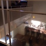 ワイン×チーズ×焼肉バル Laugh - オープンキッチンで料理の工程も見れます