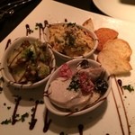 ワイン×チーズ×焼肉バル Laugh 難波店 - 前菜盛り合わせ3種類1000円