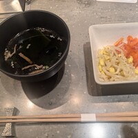 焼肉うしごろ 横浜店 - スープとナムル