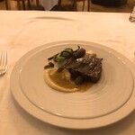 アルテリーベ - 黒毛和牛フィレ肉のロティ、黒トリュフのソース