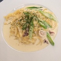 イル フューメ - ホタテのパスタだったからオーダーしたのに(ノ∀｀；)苦手なイカと間違えられた(T_T)