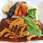 カフェ&キッチン ケイ - 料理写真:ハンバーグステーキ チーズソースとデミソース