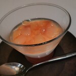 中国飯店 富麗華 - 桃と李のプリン