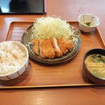 ごはん処 かつ庵 - 料理写真:熟成ロースカツ定食120g