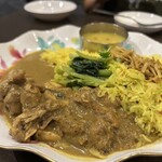 イーカ スーク  - スリランカ的なカレープレート