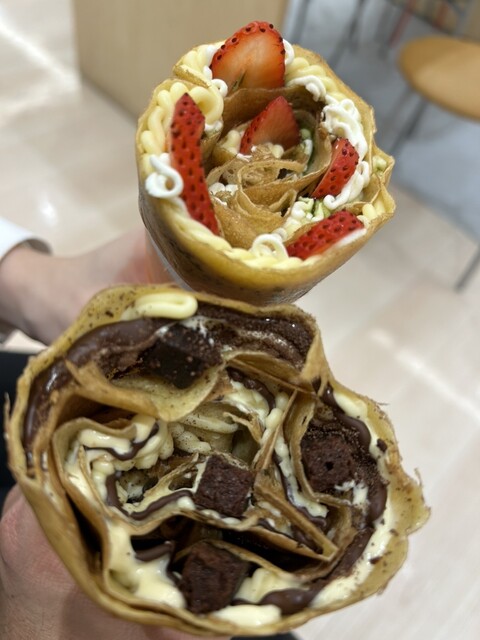 ほぼ新品❤️ドルチェ＆ガッバーナ ビジュ レース グレー パンプス 35 ほぼ新品❤️ドルチェ＆ガッバーナ ビジュ レース グレー パンプス 35