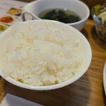 キッチン ブルー グローブ - ご飯大盛りのアップ