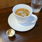 キッチン ブルー グローブ - ホワイトコーヒーへ