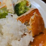 キッチン ブルー グローブ - 金目鯛ぽは残り少し