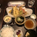 お食事処 八角 - 