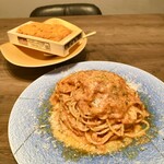 創作料理Ryota  - ・市場で仕入れる特選生雲丹のトマトクリームスパゲティーニ（¥6,800）