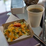 POP ART GALLERY & CAFE - ミニサラダ、ドリンク（ランチドリンクセット）