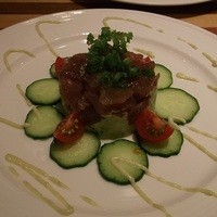 リコロ 大丸東京店 - マグロとアボカドのタルタル